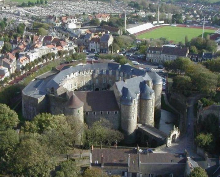 Au Coeur De Boulogne Sur Mer Buitenkant foto